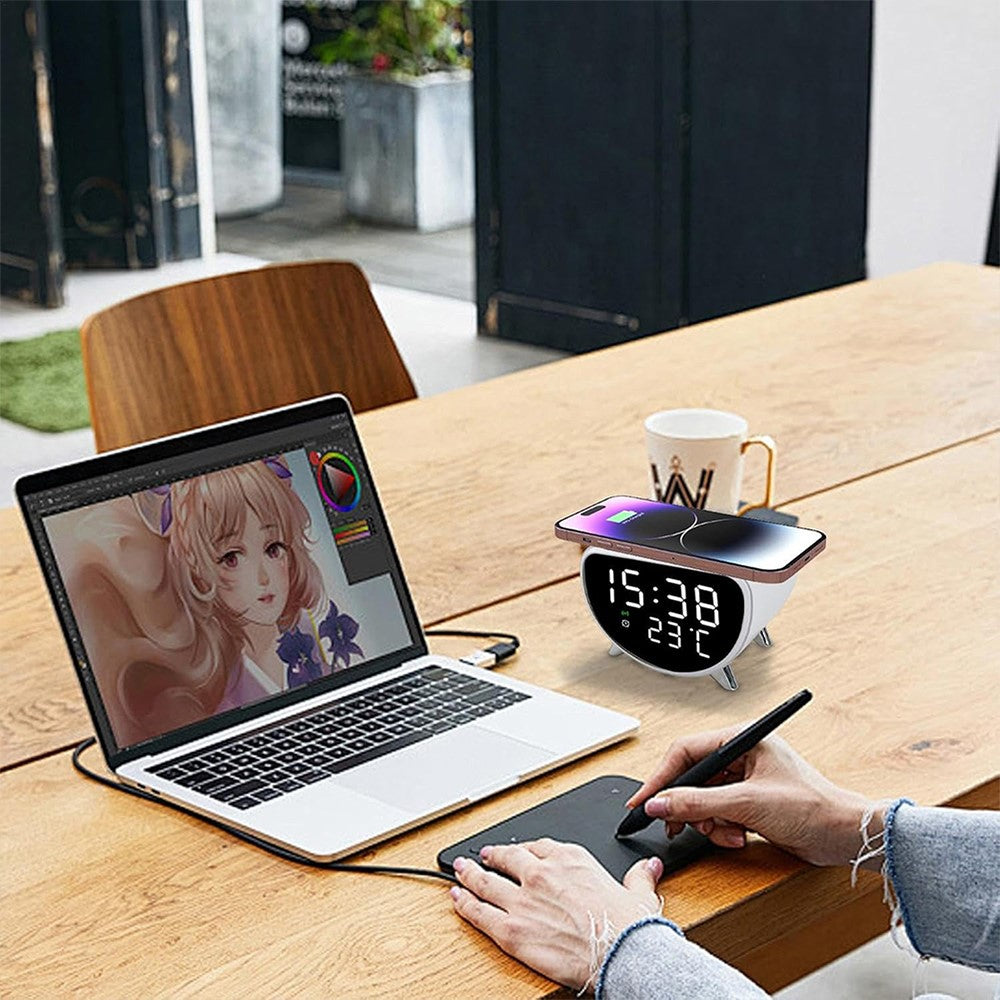 Hidden Camera 15W Charger, Clock